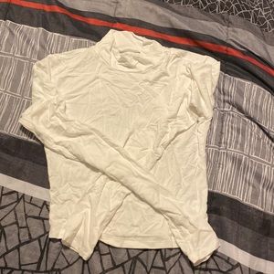 Seriously soft Aeropostale white crop top